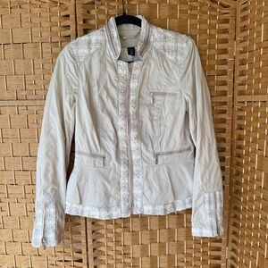 White House Black Market Satin / Tweed Cream/Nude‎ Jacket Women's Size 6